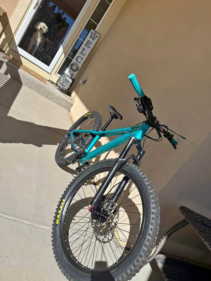 Commencal Meta HT 24” kids bike
