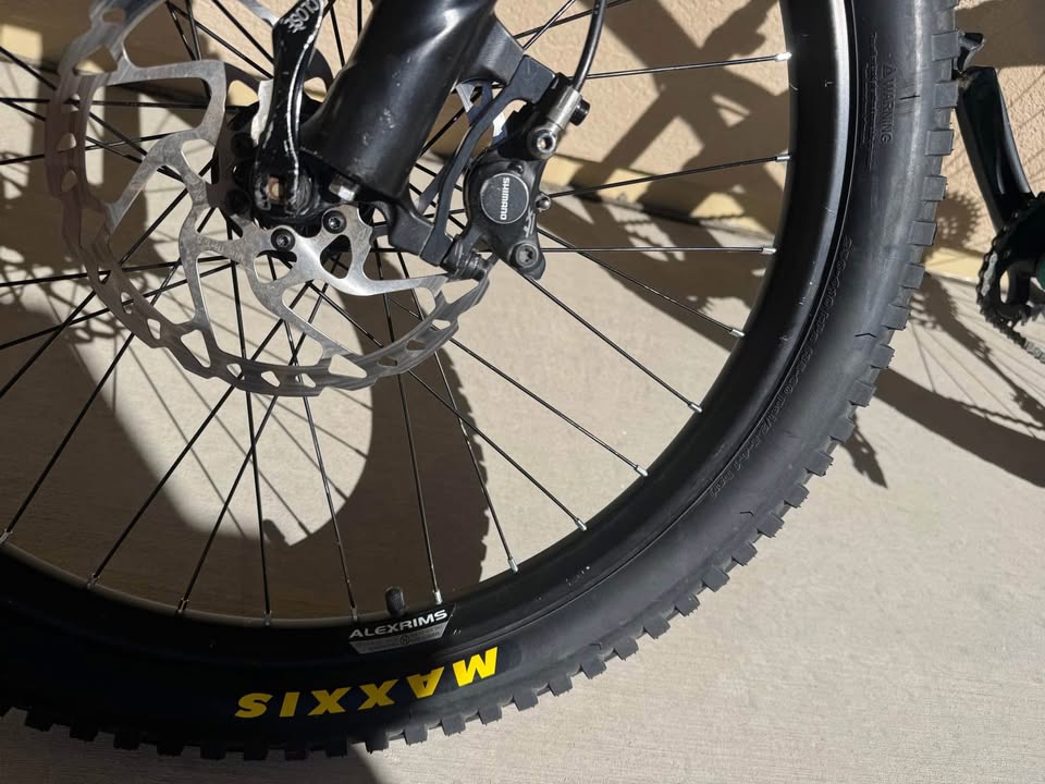 Commencal Meta HT 24” kids bike
