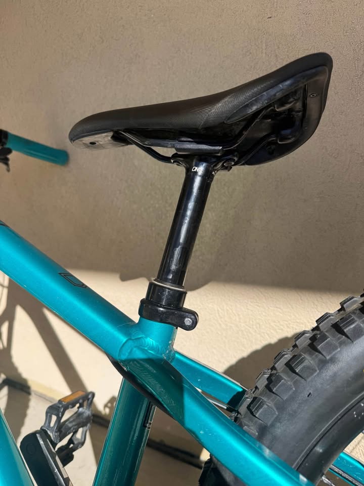 Commencal Meta HT 24” kids bike