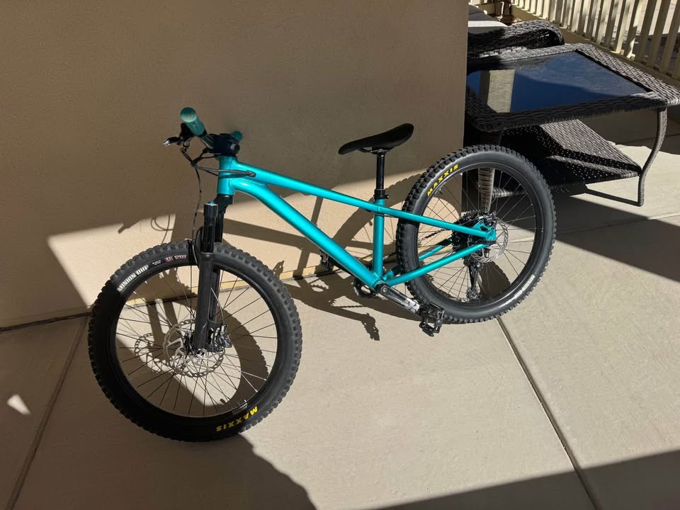 Commencal Meta HT 24” kids bike